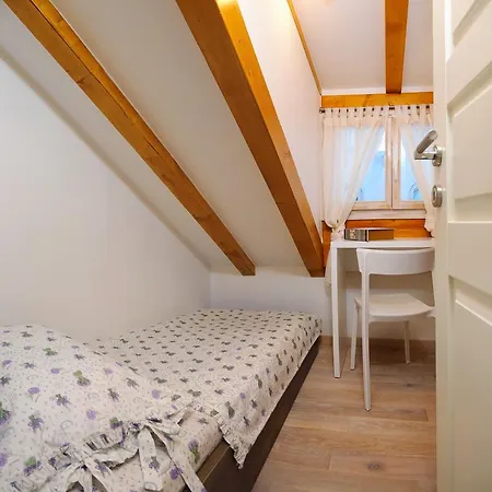 Apartamento Atticus