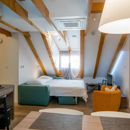 Apartamento Atticus