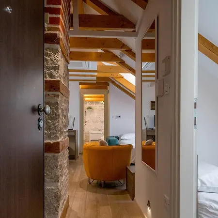 Apartamento Atticus *